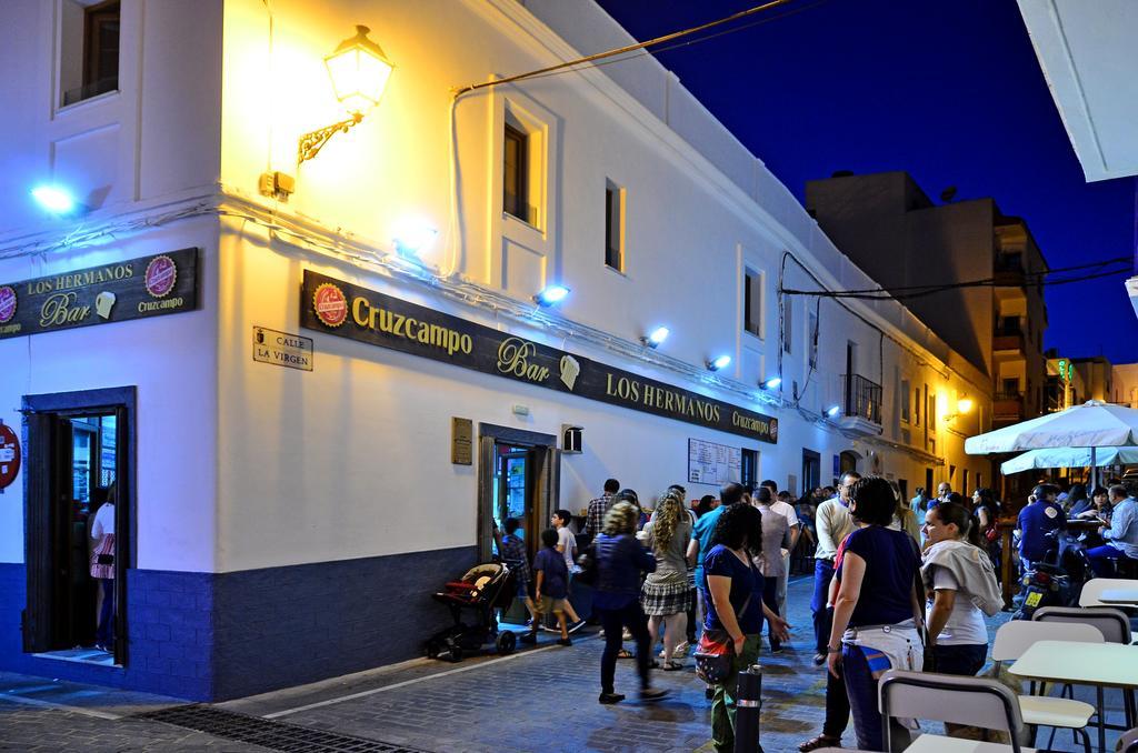 Hostal La Fonda Кониль-де-ла-Фронтера Экстерьер фото